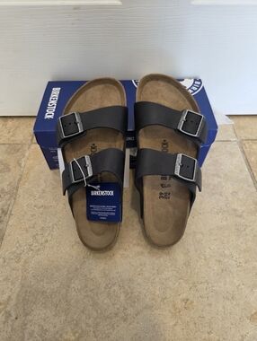 Birkenstock Arizona BS Two-Strap Sandals in Black and Tan